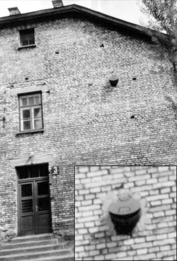 Auschwitz Main Camp, Block 3, ventilation opening